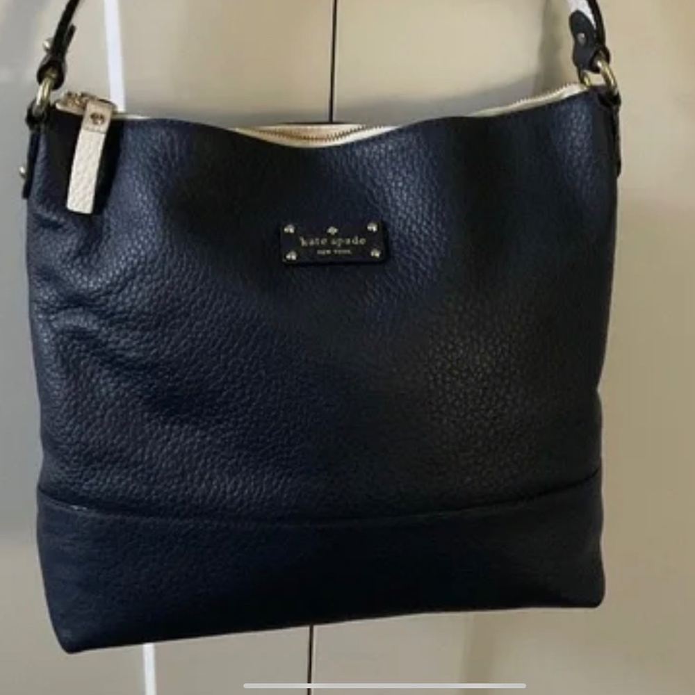 KATE SPADE BEAUTIFUL PEBBLED LEATHER SHOULDER BAG NEW NEVER USED NAVY